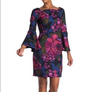 Trina Turk floral dress Miley Bell sleeve size 6